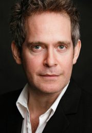 Tom Hollander