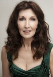 Joanna Gleason